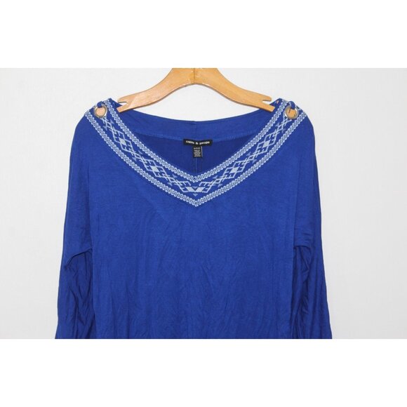 Cable & Gauge Womens Blue Embroidered Cutout 3/4 Sleeve Top S NWT - Picture 2 of 7